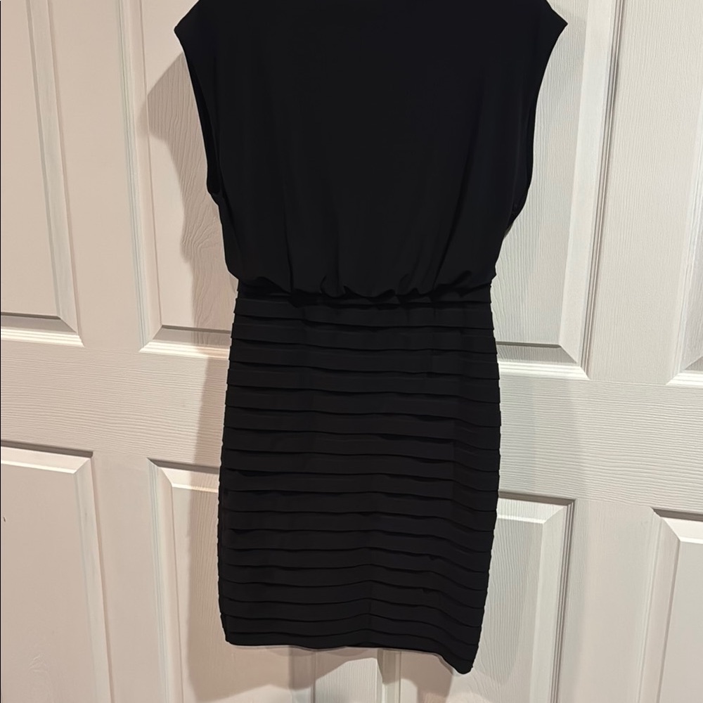 Elegant Black Sleeveless Dress